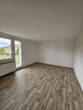 Große 2-Raum-Wohnung mit Vollbad - Wohnzimmer