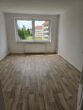 Charmante, kleine Wohnung sofort bezugsfertig - Zimmer